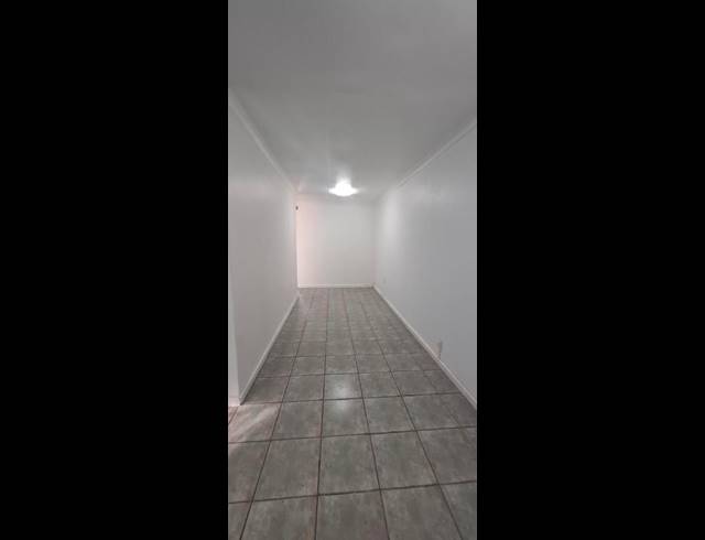 1 BEDROOM PROPERTY TO RENT IN GOODWOOD CENTRAL